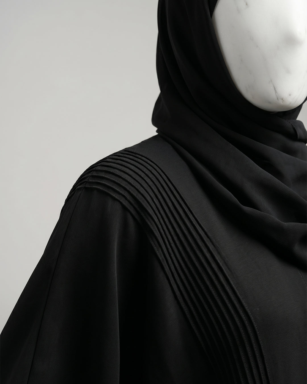 Contour Classic Pleated Abaya