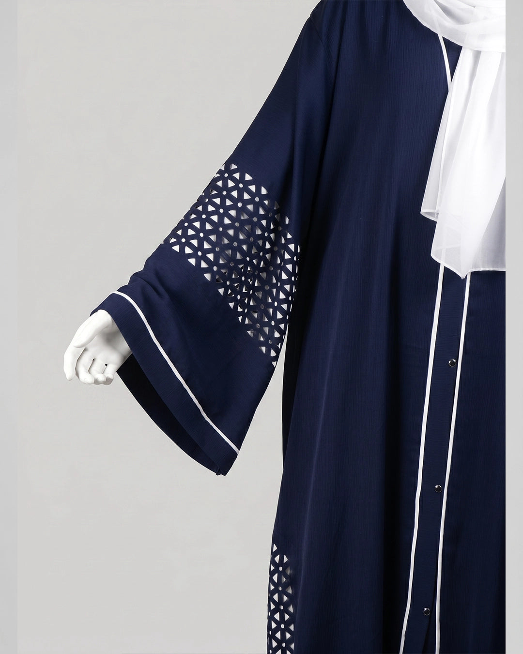 Navy Elegance Cutwork Abaya