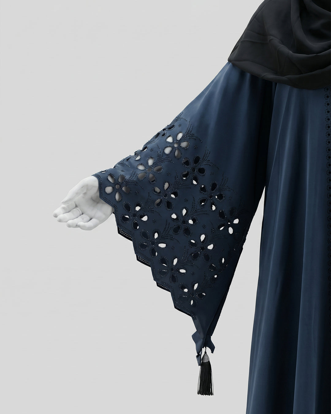 Contour Midnight Cutwork