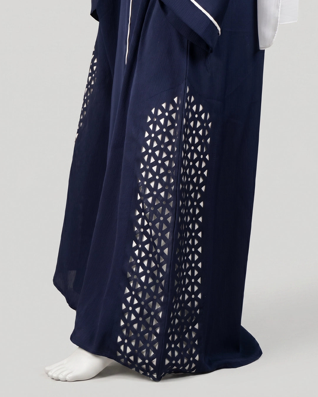 Navy Elegance Cutwork Abaya